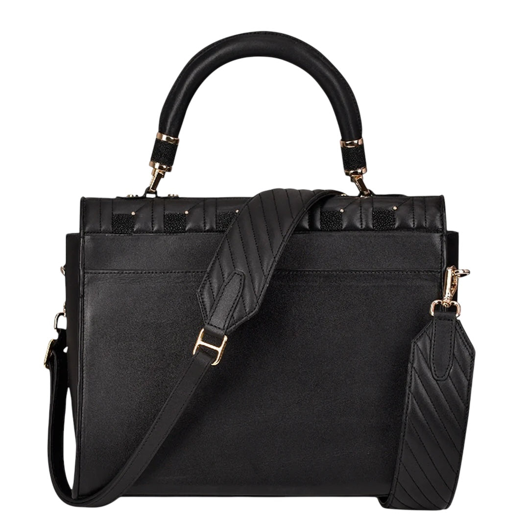 Bolso con piel de mantarraya y cristales