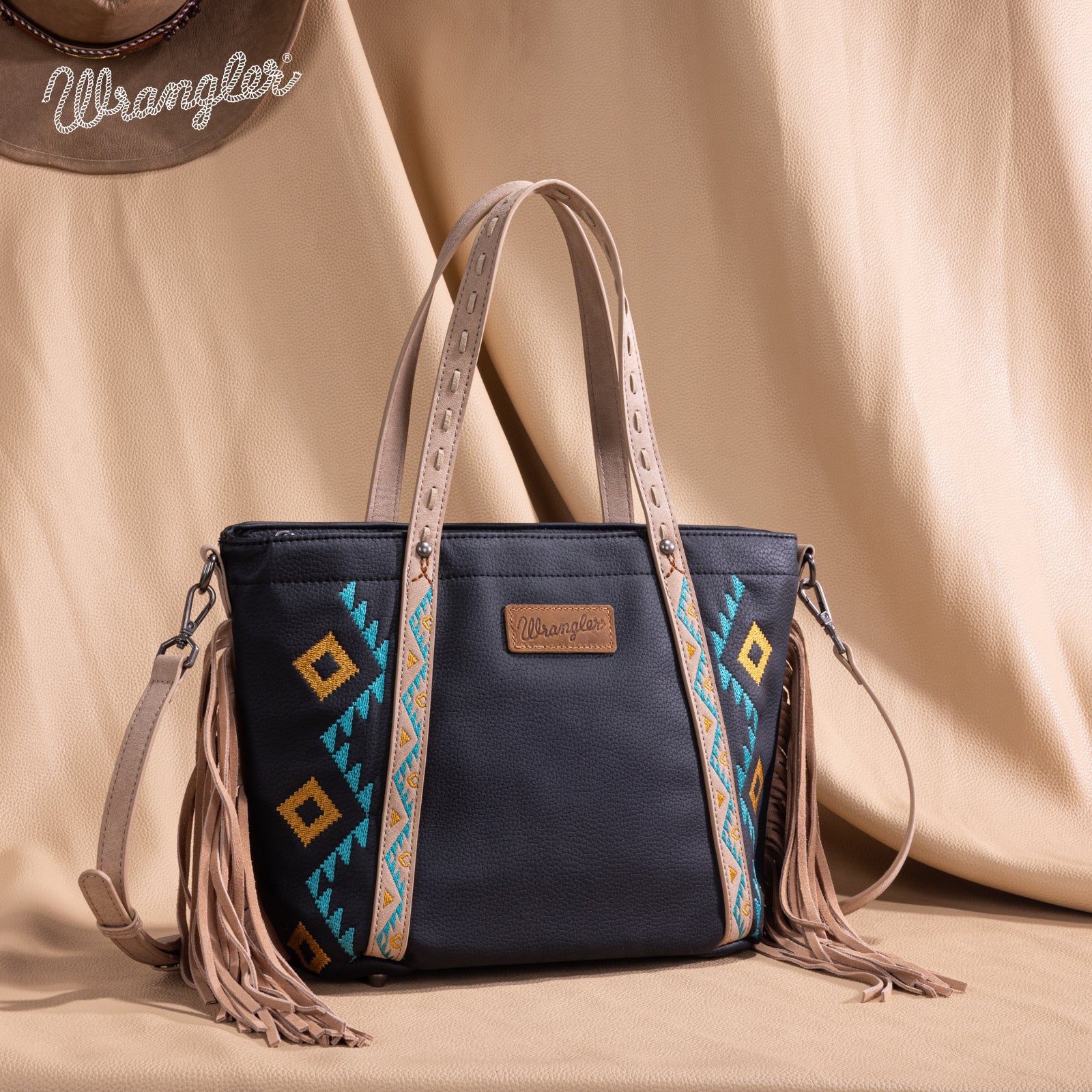 Bolsa Wrangler WG233-2009BK negra detalle
