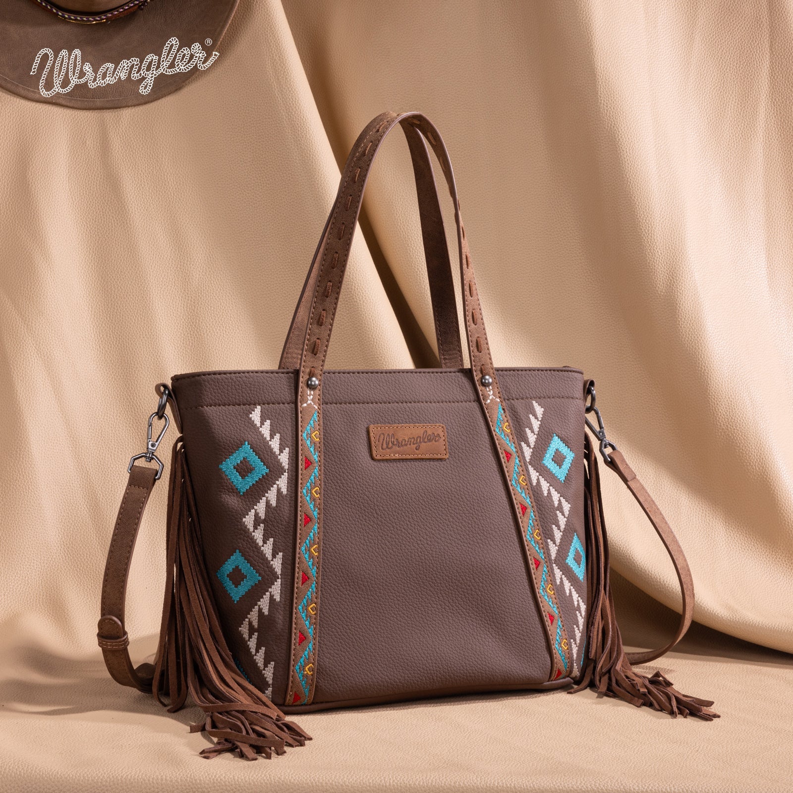 Bolsa Wrangler WG233-2009BR café detalle