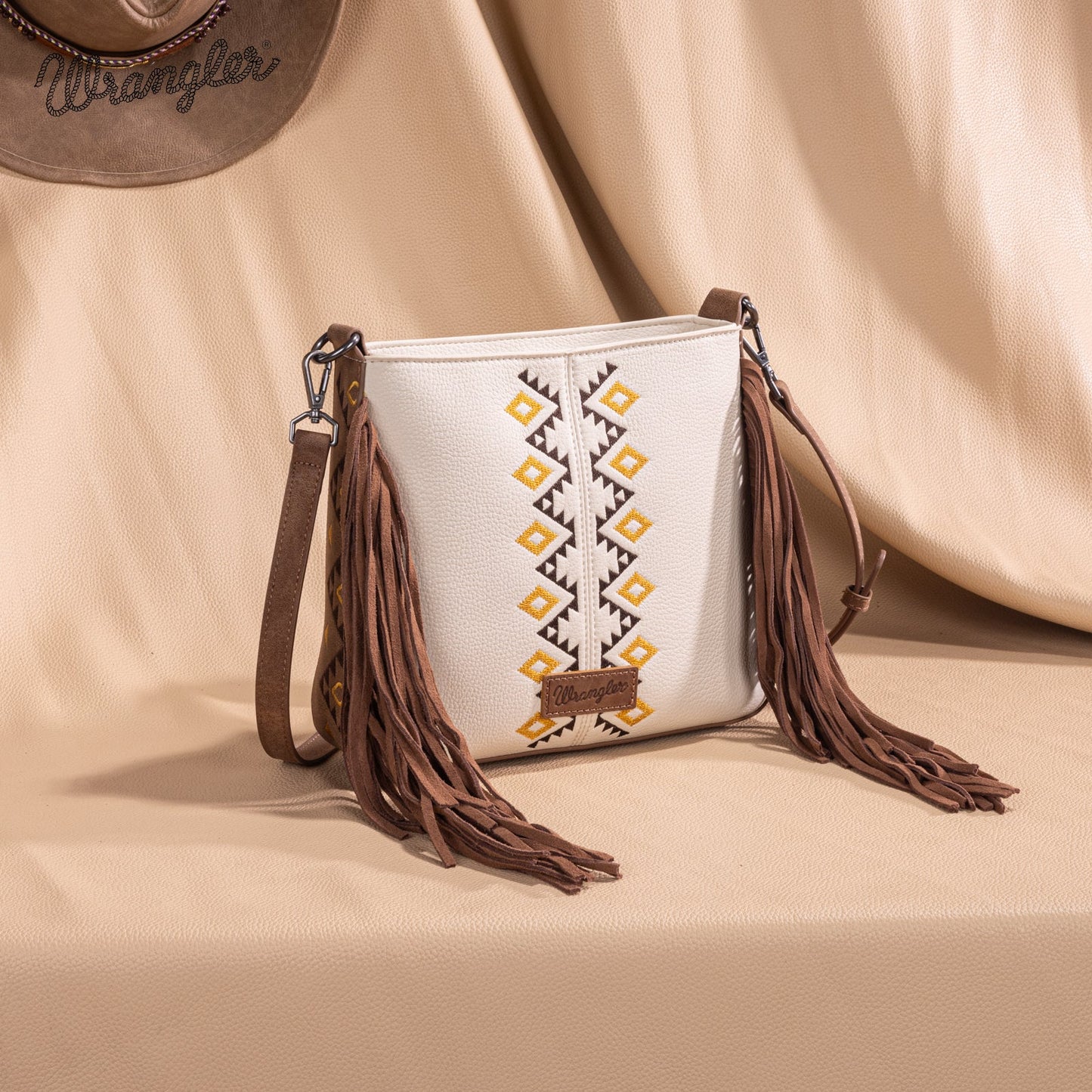 Bolsa Wrangler WG233-8360BG beige posterior
