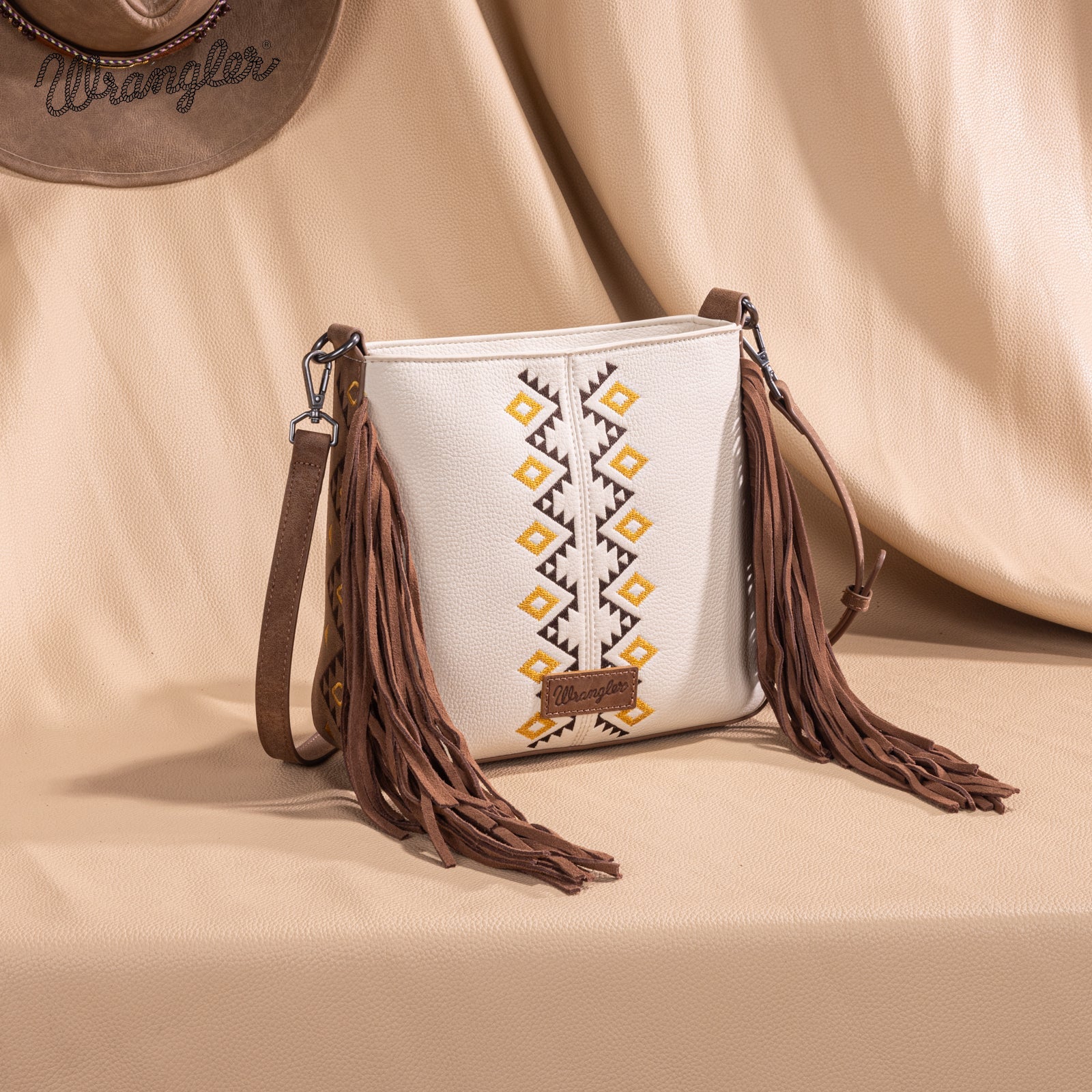 Bolsa Wrangler WG233-8360BG beige posterior