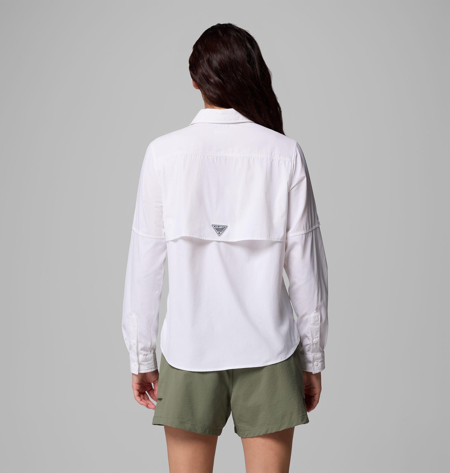 Camisa Columbia Dama 2135101-100 espalda
