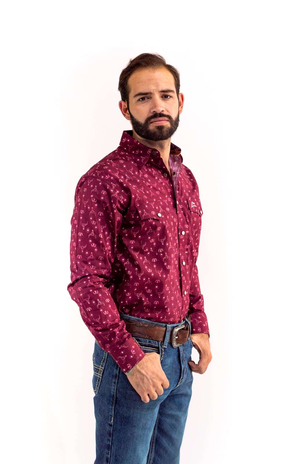 Camisa Vaquera Tinto con Toro Blanco CHH158