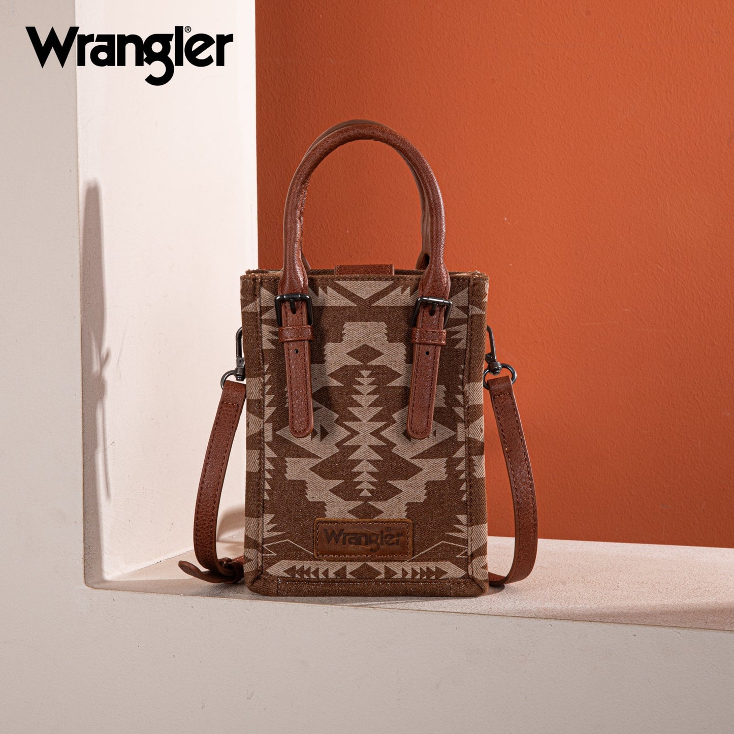 Bolsa Wrangler WG2212-8122BR café posterior